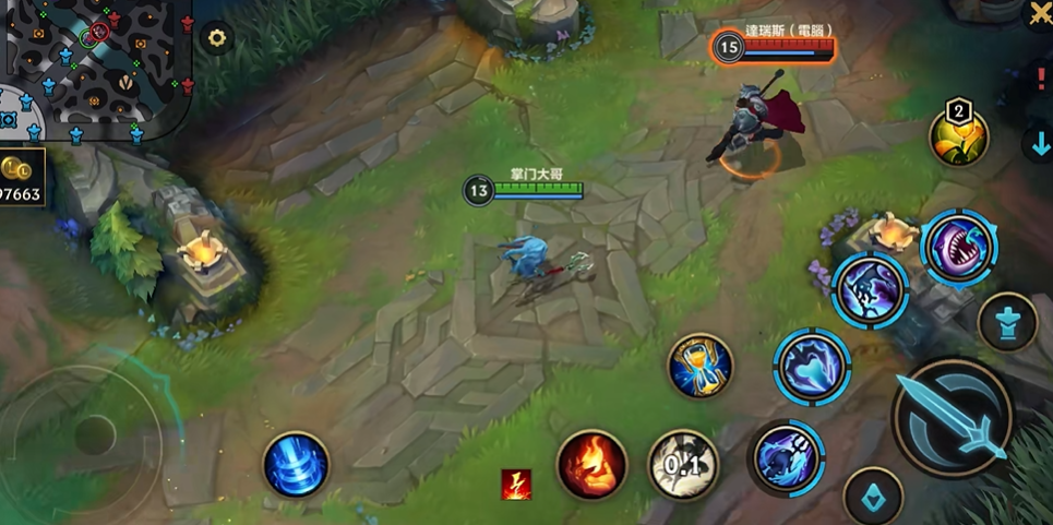 英雄联盟手游小鱼三穿墙如何操作